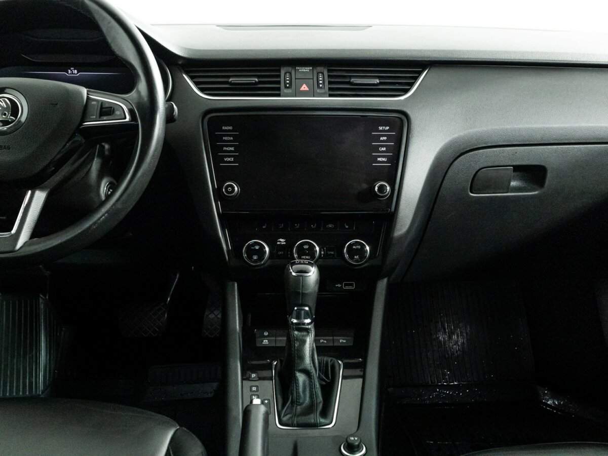 Купить Skoda Octavia с пробегом. Фото: #13
