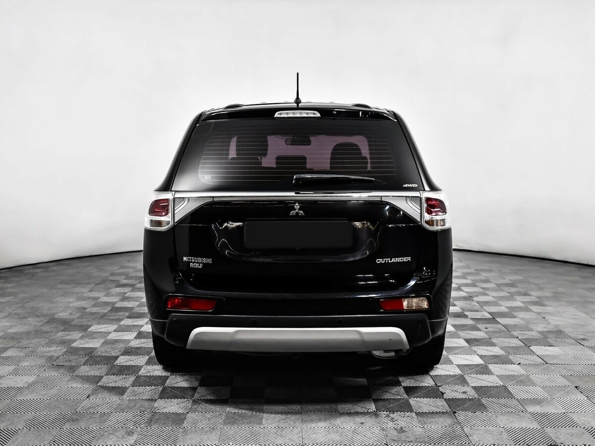 Купить Mitsubishi Outlander с пробегом. Фото: #4