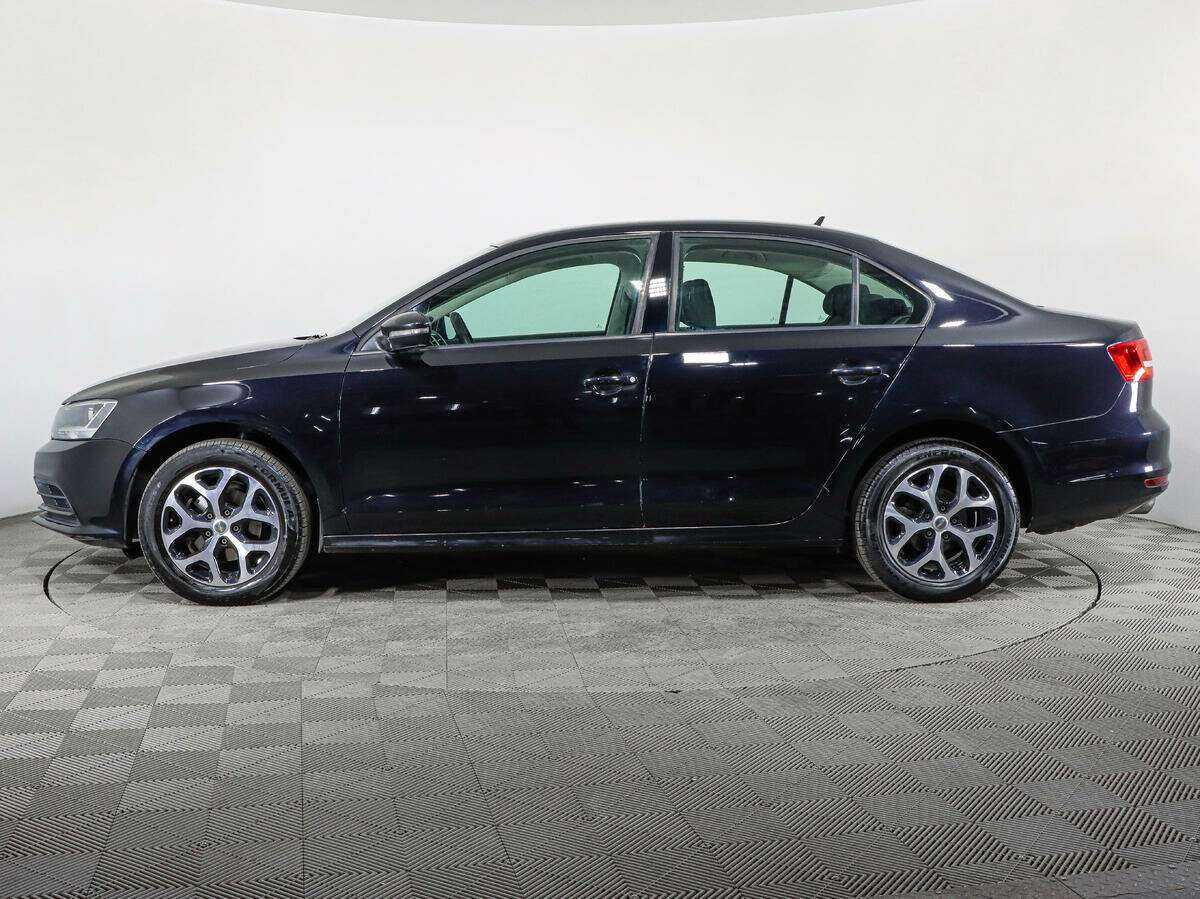 Купить Volkswagen Jetta с пробегом. Фото: #7