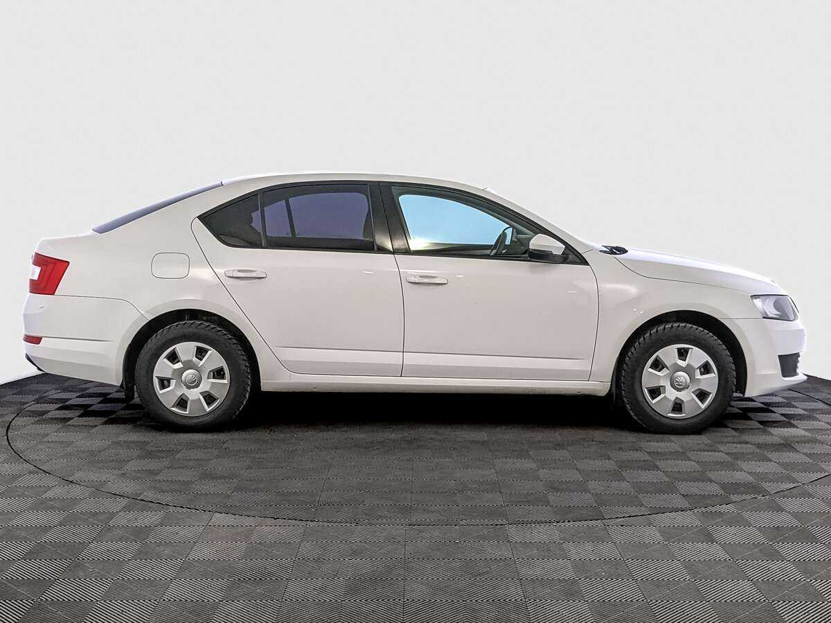 Купить Skoda Octavia с пробегом. Фото: #3