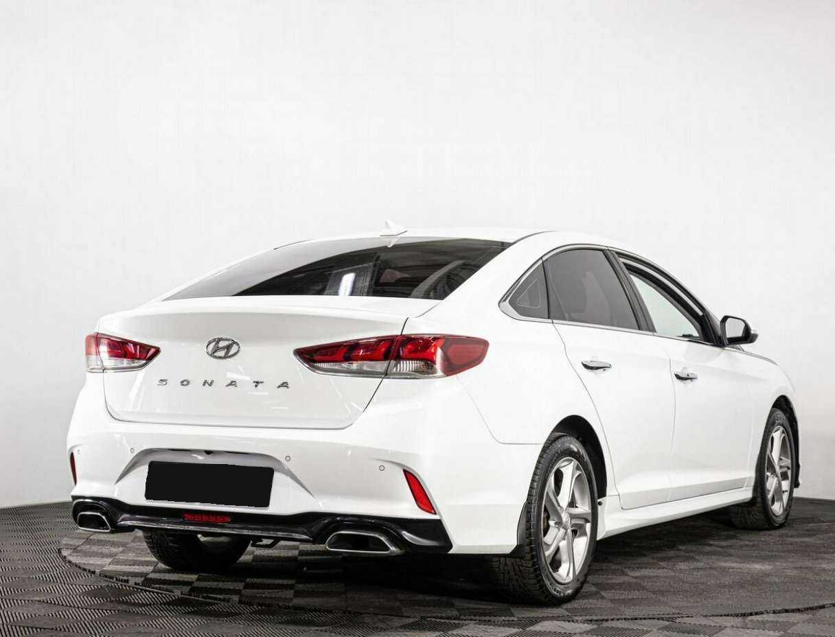 Купить Hyundai Sonata с пробегом. Фото: #5