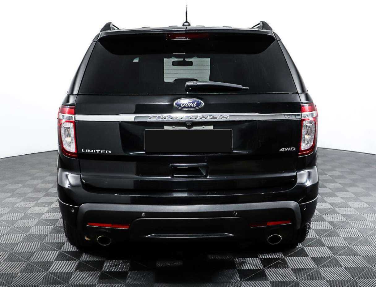 Купить Ford Explorer с пробегом. Фото: #5
