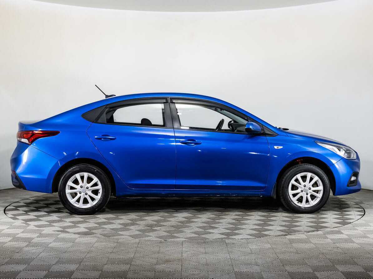 Купить Hyundai Solaris с пробегом. Фото: #3