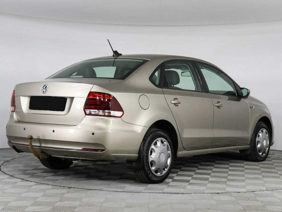 Купить Volkswagen Polo с пробегом. Фото: #4
