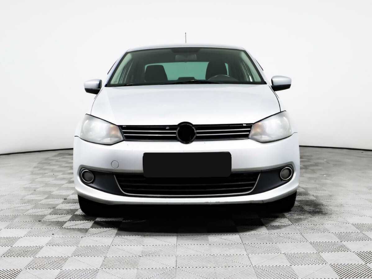 Купить Volkswagen Polo с пробегом. Фото: #1