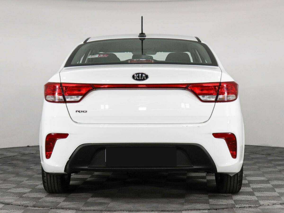 Купить Kia Rio с пробегом. Фото: #5