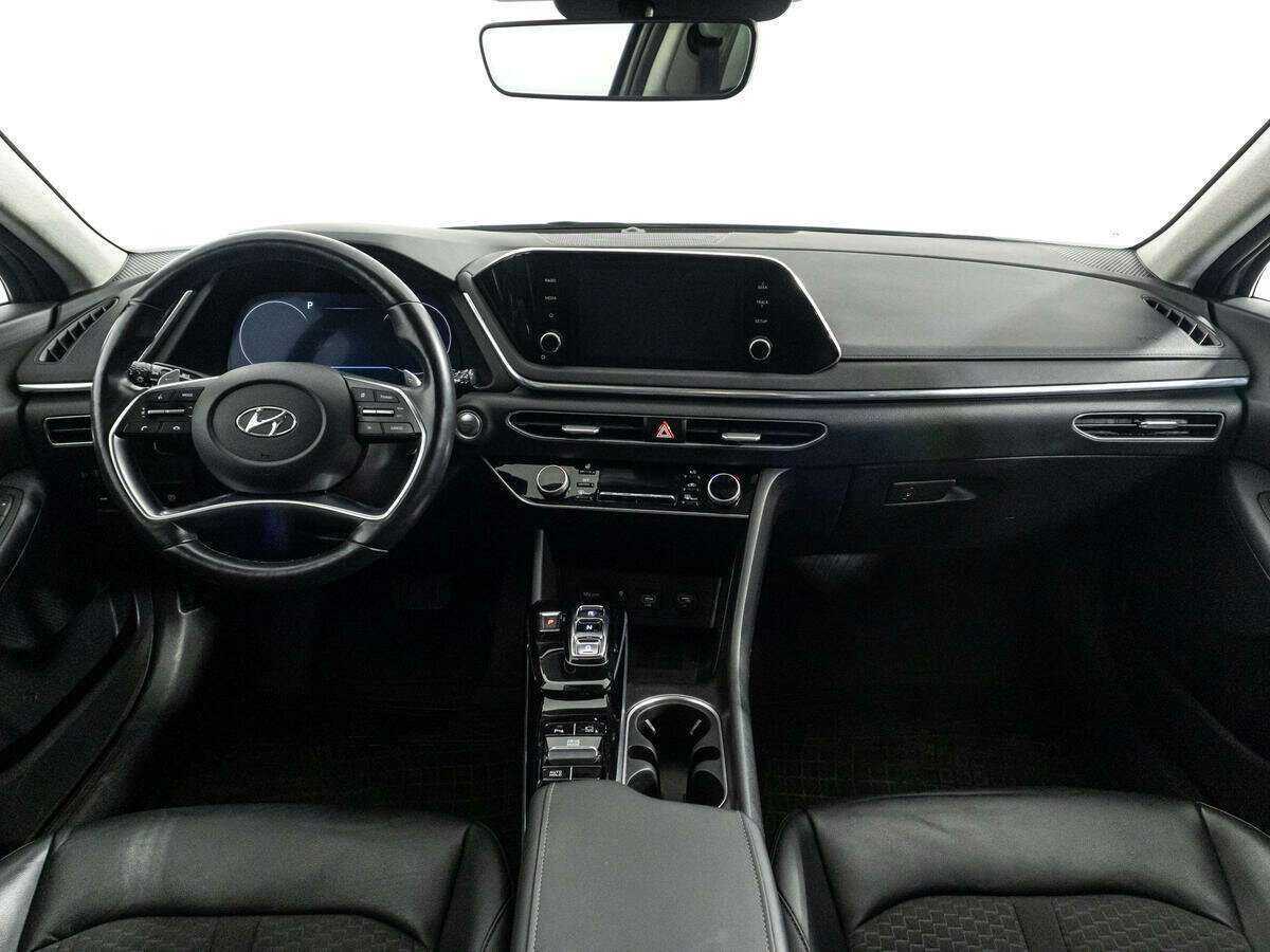 Купить Hyundai Sonata с пробегом. Фото: #11