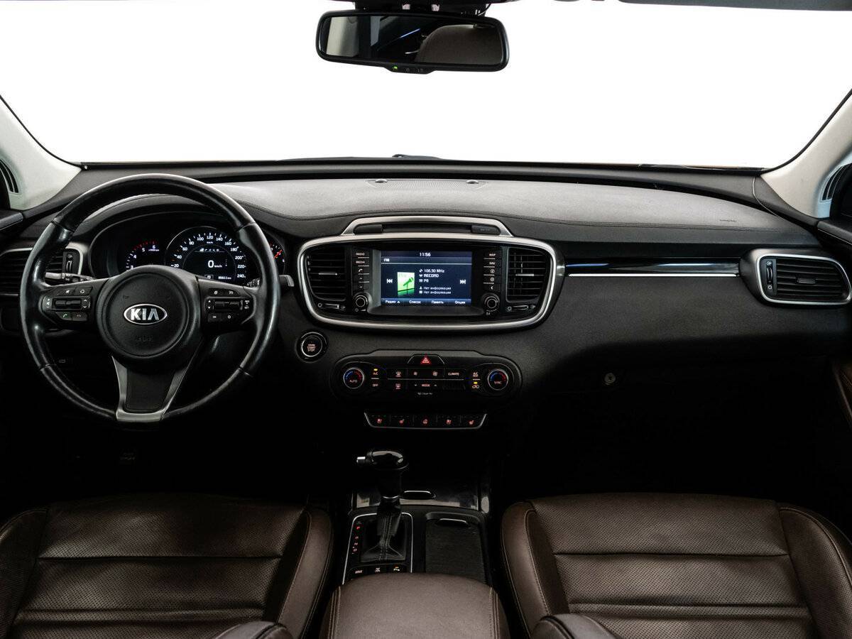 Купить Kia Sorento с пробегом. Фото: #9
