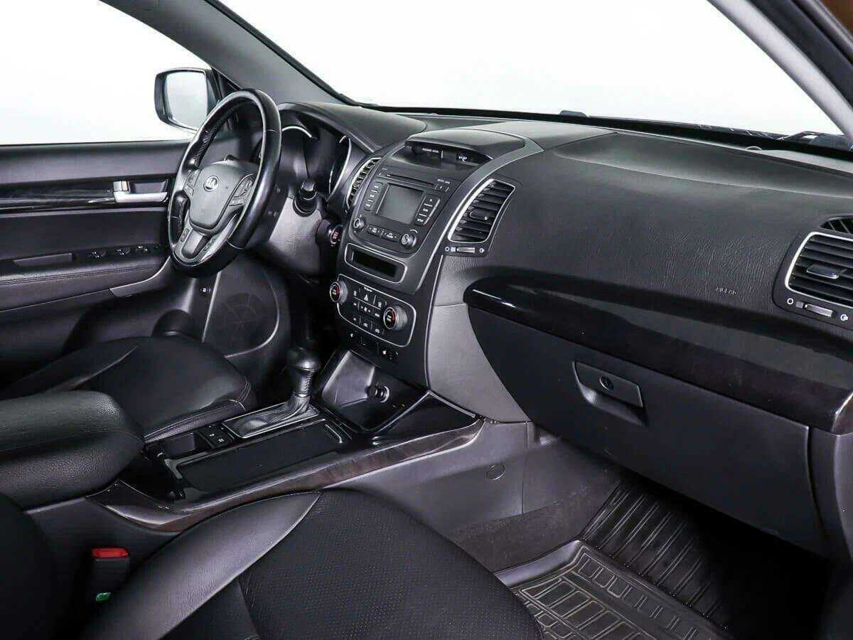 Купить Kia Sorento с пробегом. Фото: #8
