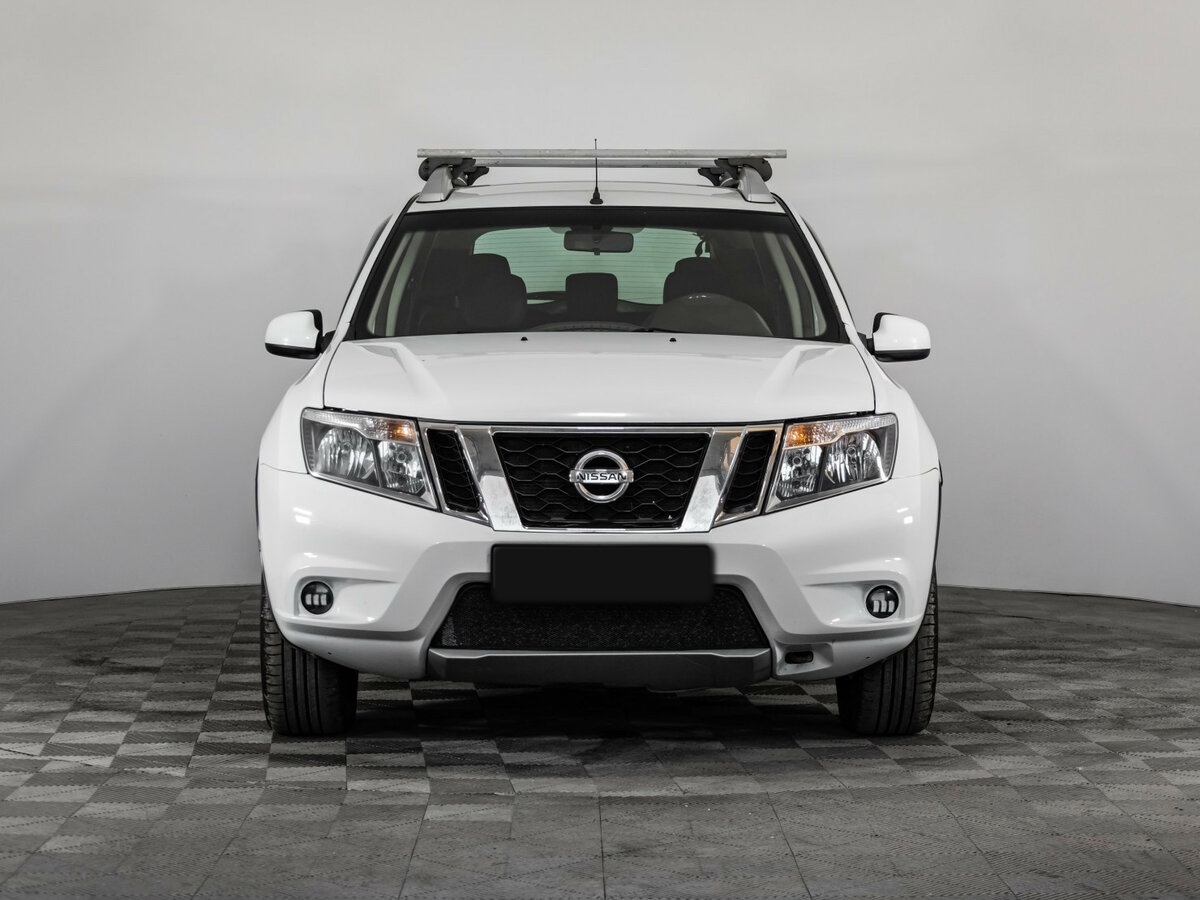 Купить Nissan Terrano с пробегом. Фото: #1