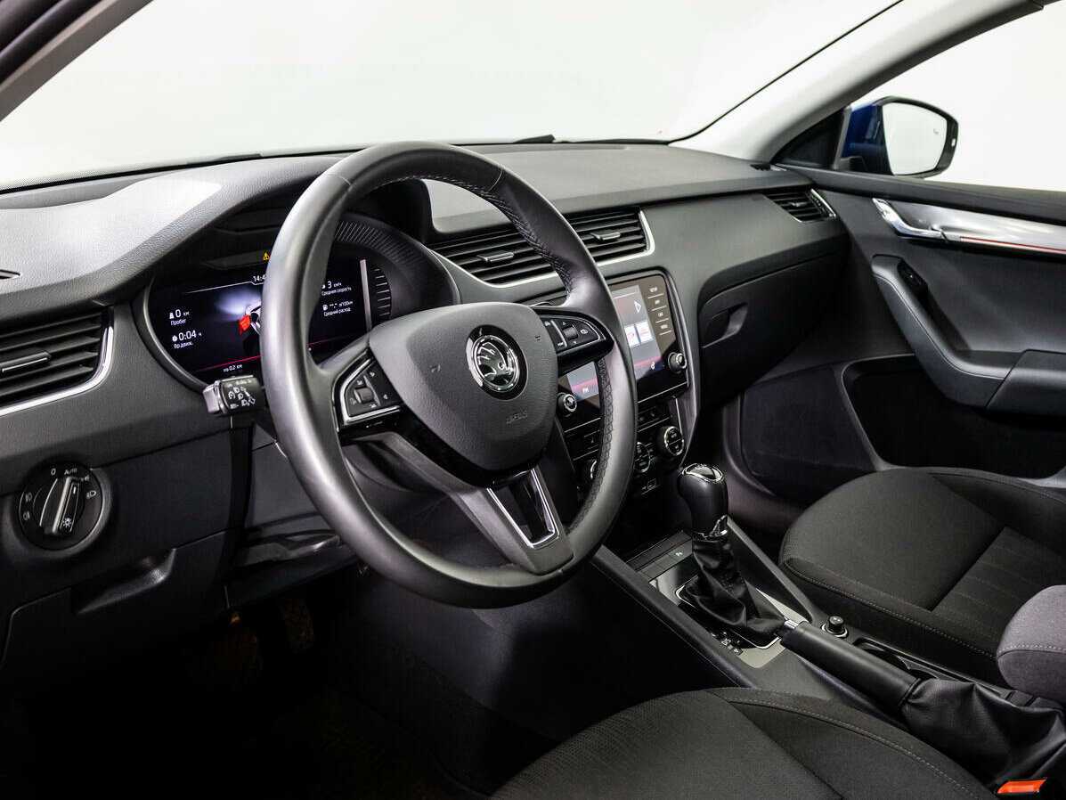 Купить Skoda Octavia с пробегом. Фото: #10