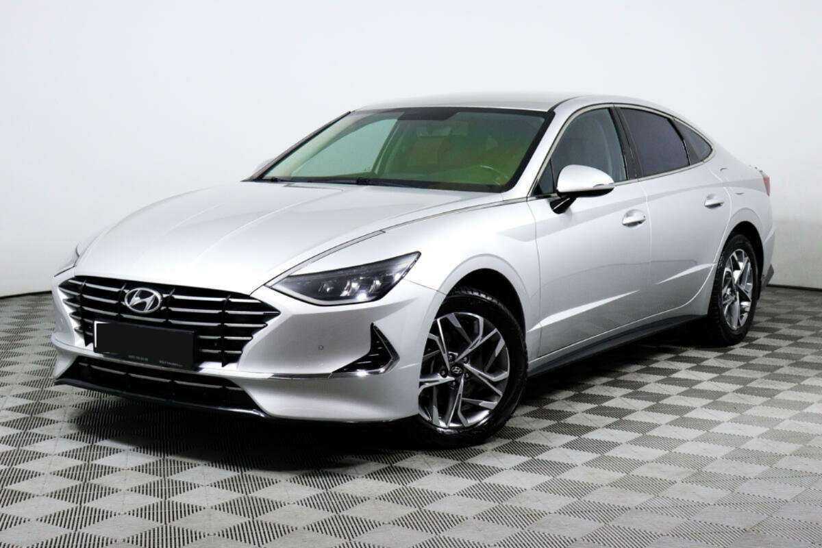 Купить Hyundai Sonata с пробегом. Посмотреть фото