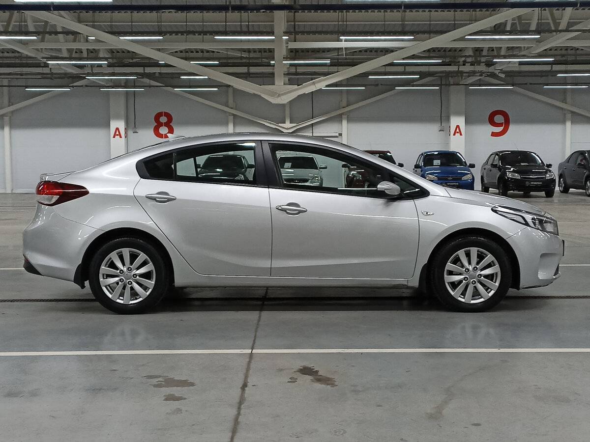 Купить Kia Cerato с пробегом. Фото: #3