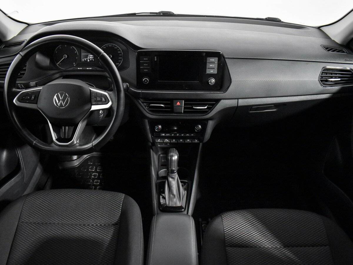 Купить Volkswagen Polo с пробегом. Фото: #11
