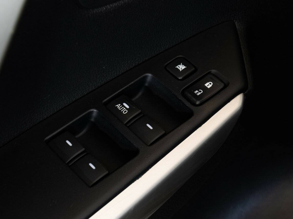 Купить Mitsubishi Pajero Sport с пробегом. Фото: #17