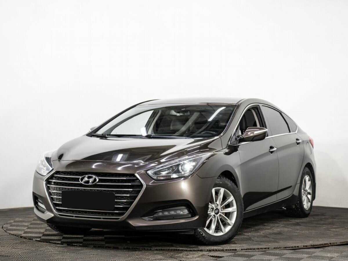 Купить Hyundai i40 с пробегом. Фото: #0
