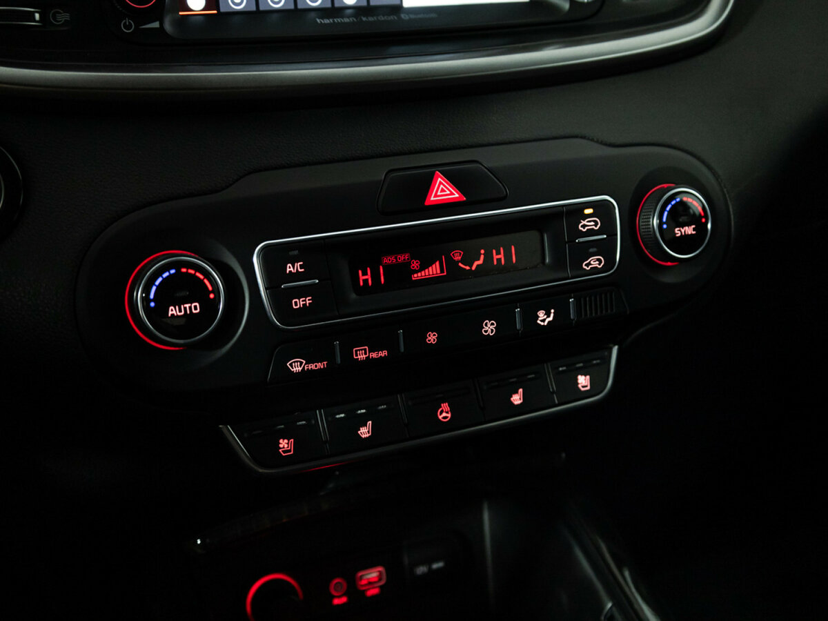 Купить Kia Sorento с пробегом. Фото: #13