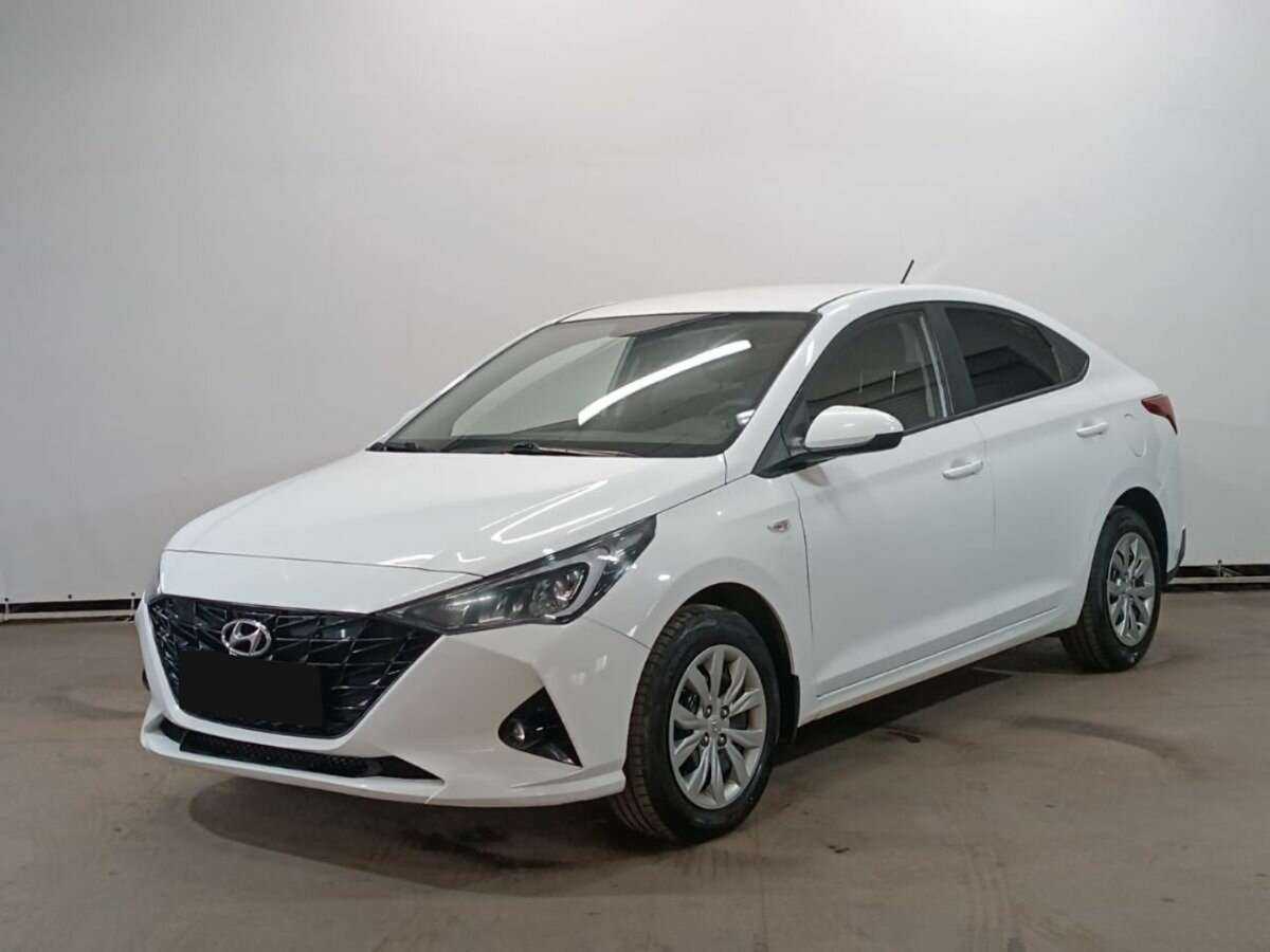 Купить Hyundai Solaris с пробегом. Посмотреть фото