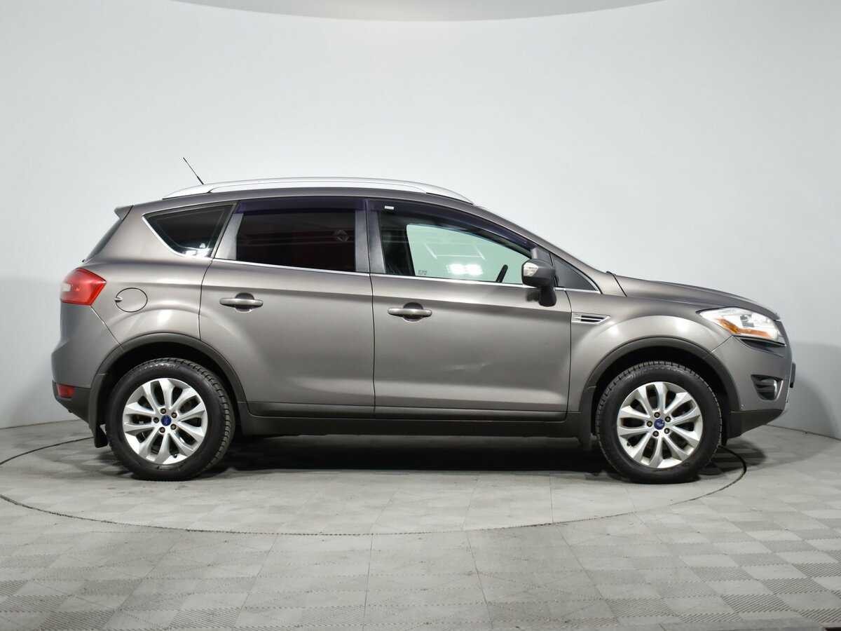 Купить Ford Kuga с пробегом. Фото: #3