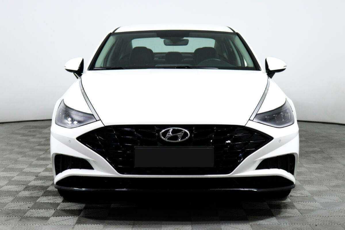 Купить Hyundai Sonata с пробегом. Фото: #1