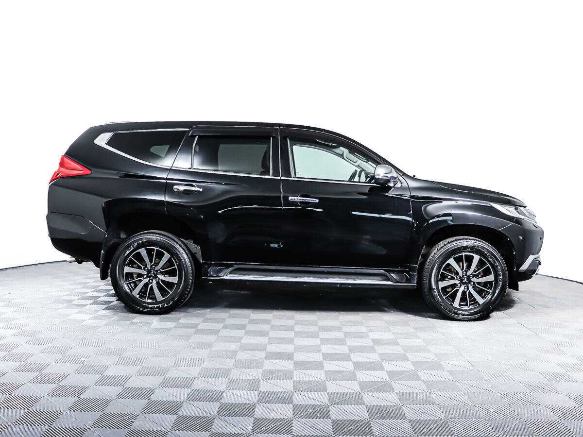 Купить Mitsubishi Pajero Sport с пробегом. Фото: #3