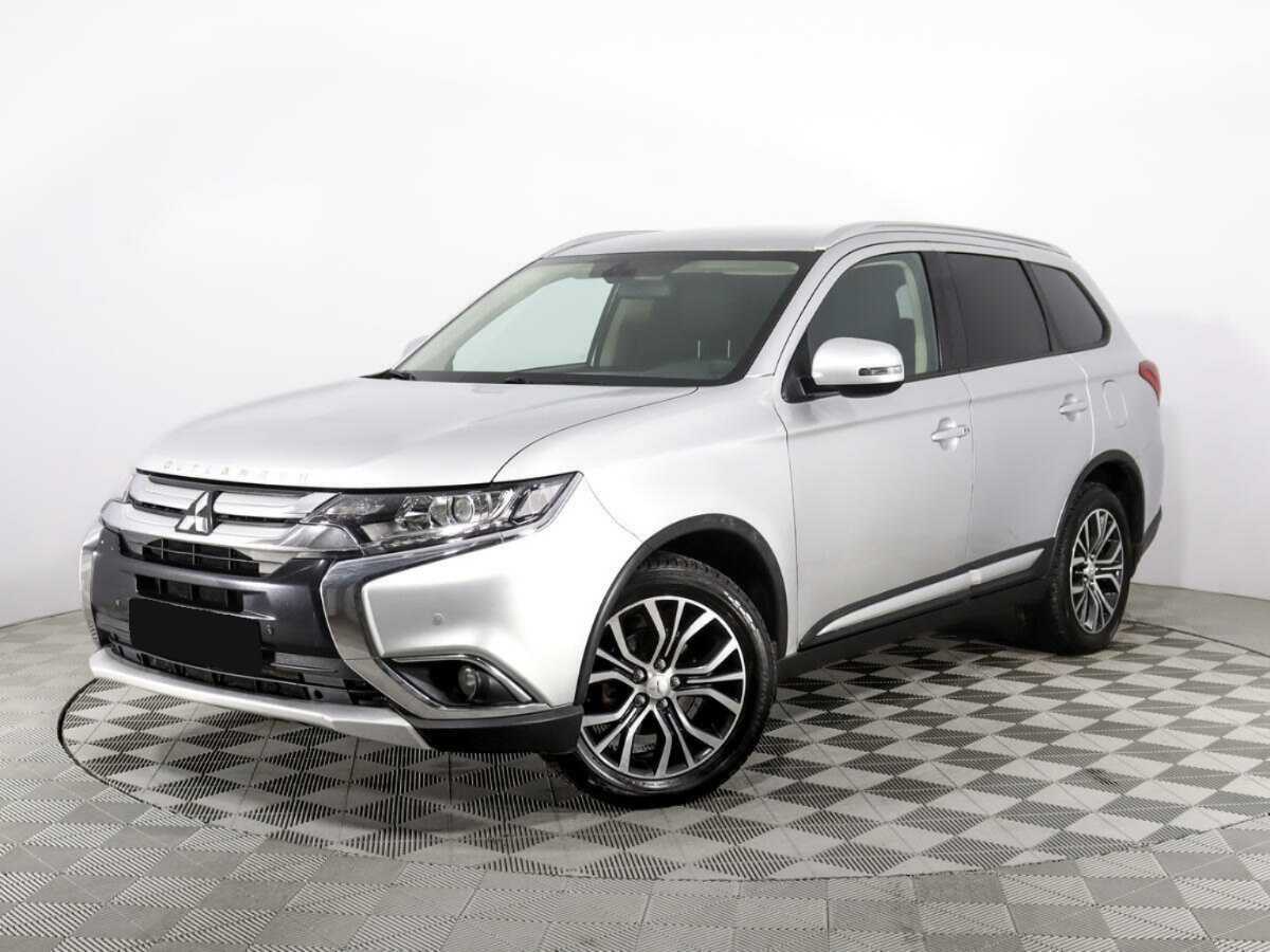 Купить Mitsubishi Outlander с пробегом. Фото: #0