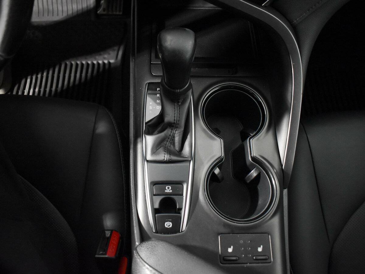 Купить Toyota Camry с пробегом. Фото: #7