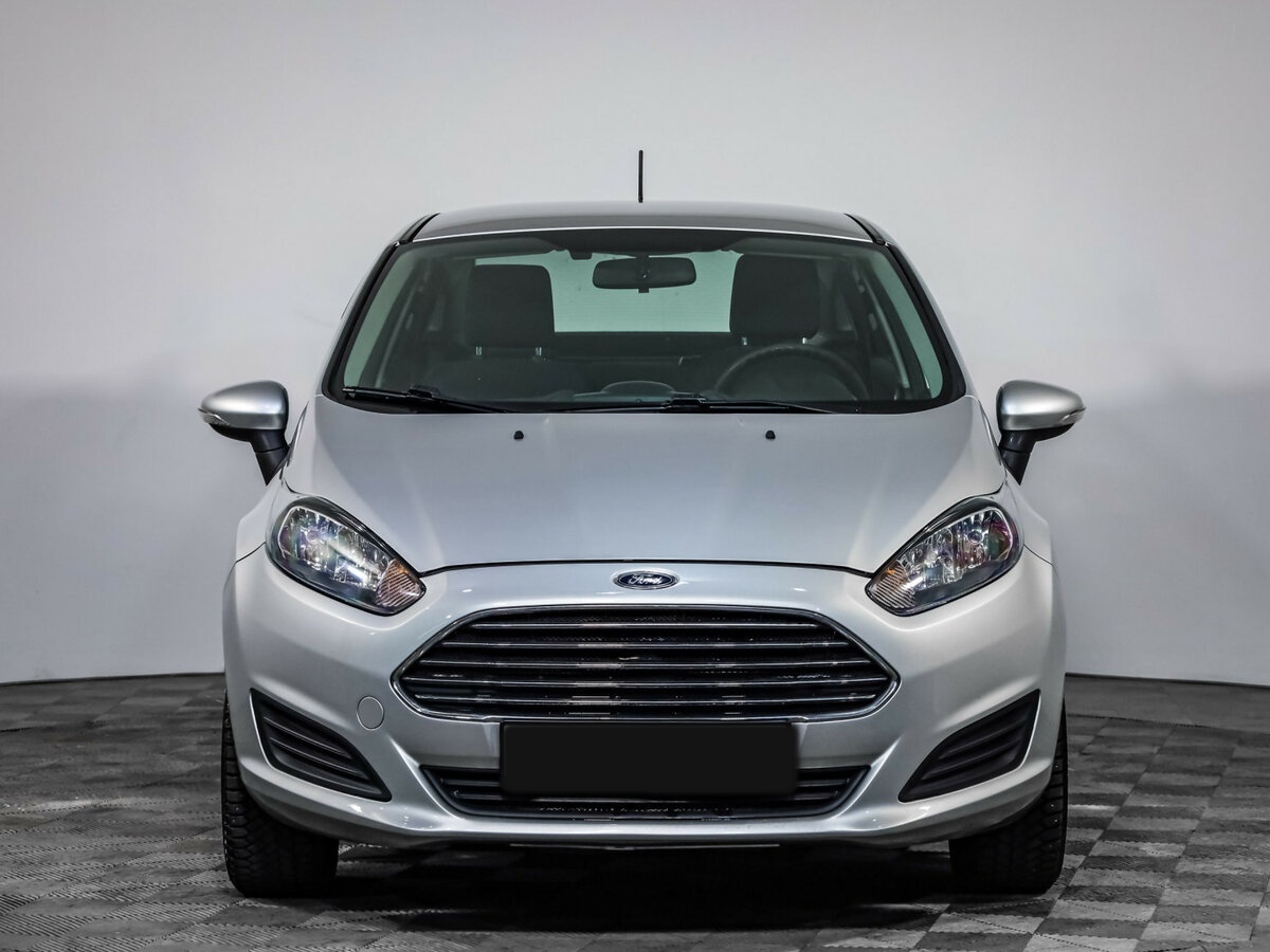 Купить Ford Fiesta с пробегом. Фото: #1
