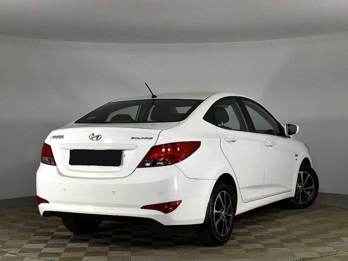 Купить Hyundai Solaris с пробегом. Фото: #1