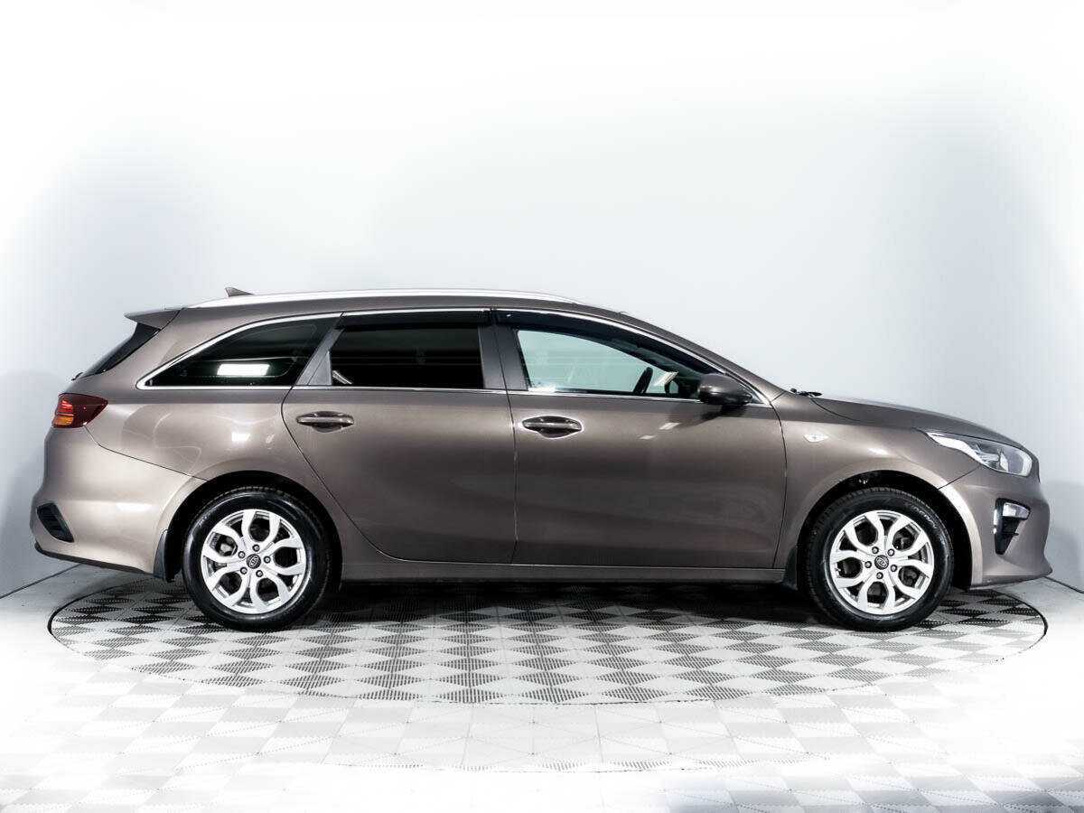 Купить Kia Ceed с пробегом. Фото: #3
