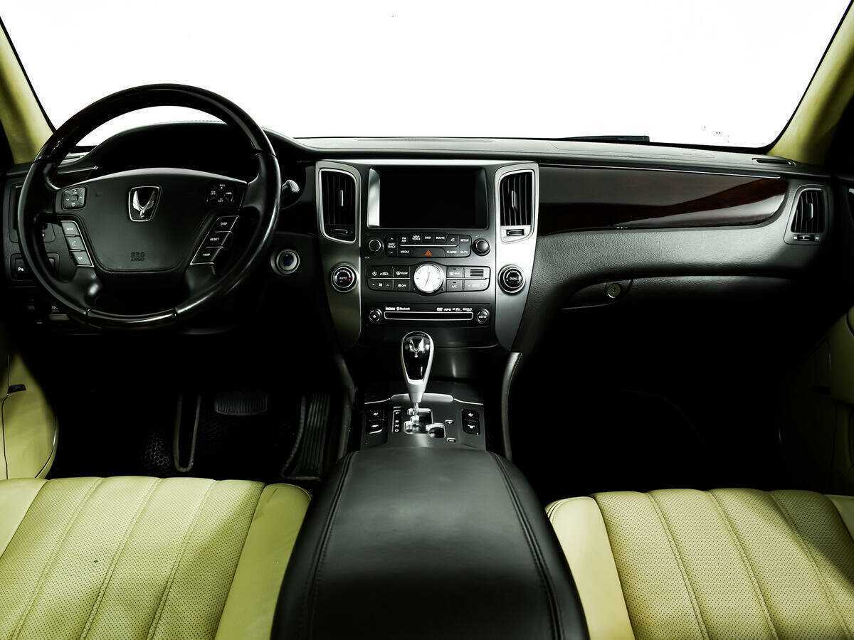Купить Hyundai Equus с пробегом. Фото: #10