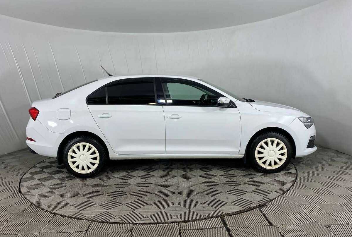 Купить Skoda Rapid с пробегом. Фото: #3