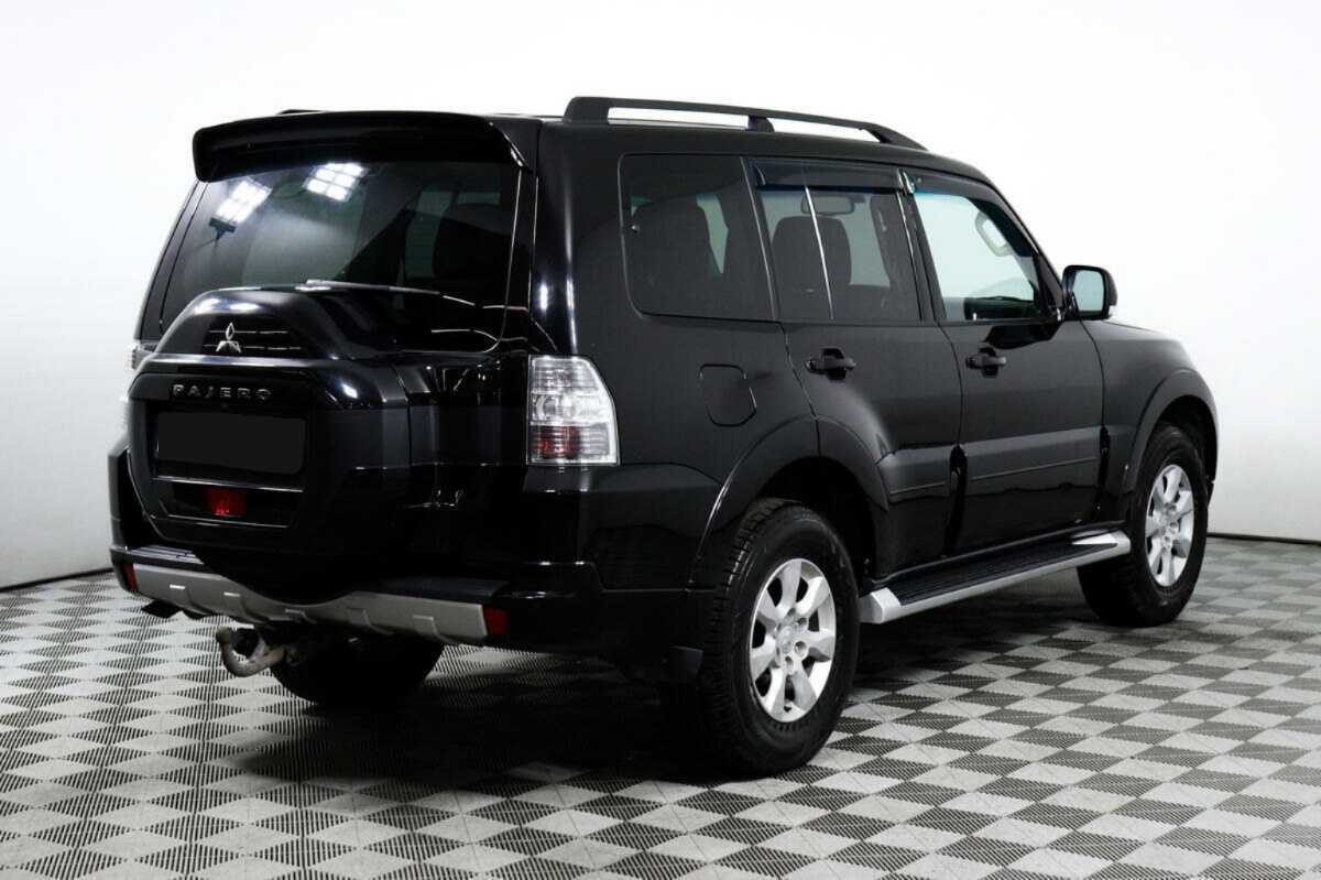 Купить Mitsubishi Pajero с пробегом. Фото: #4