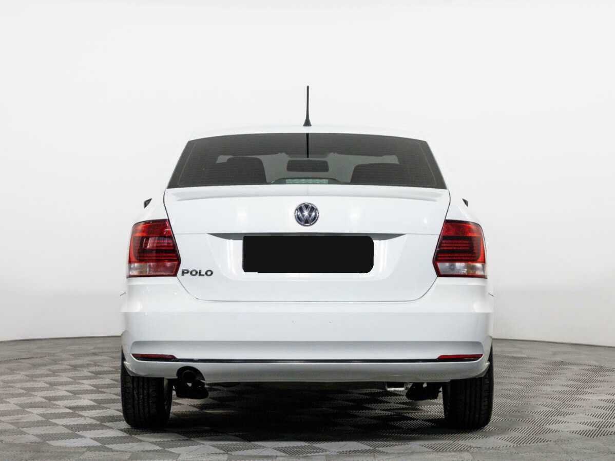 Купить Volkswagen Polo с пробегом. Фото: #4