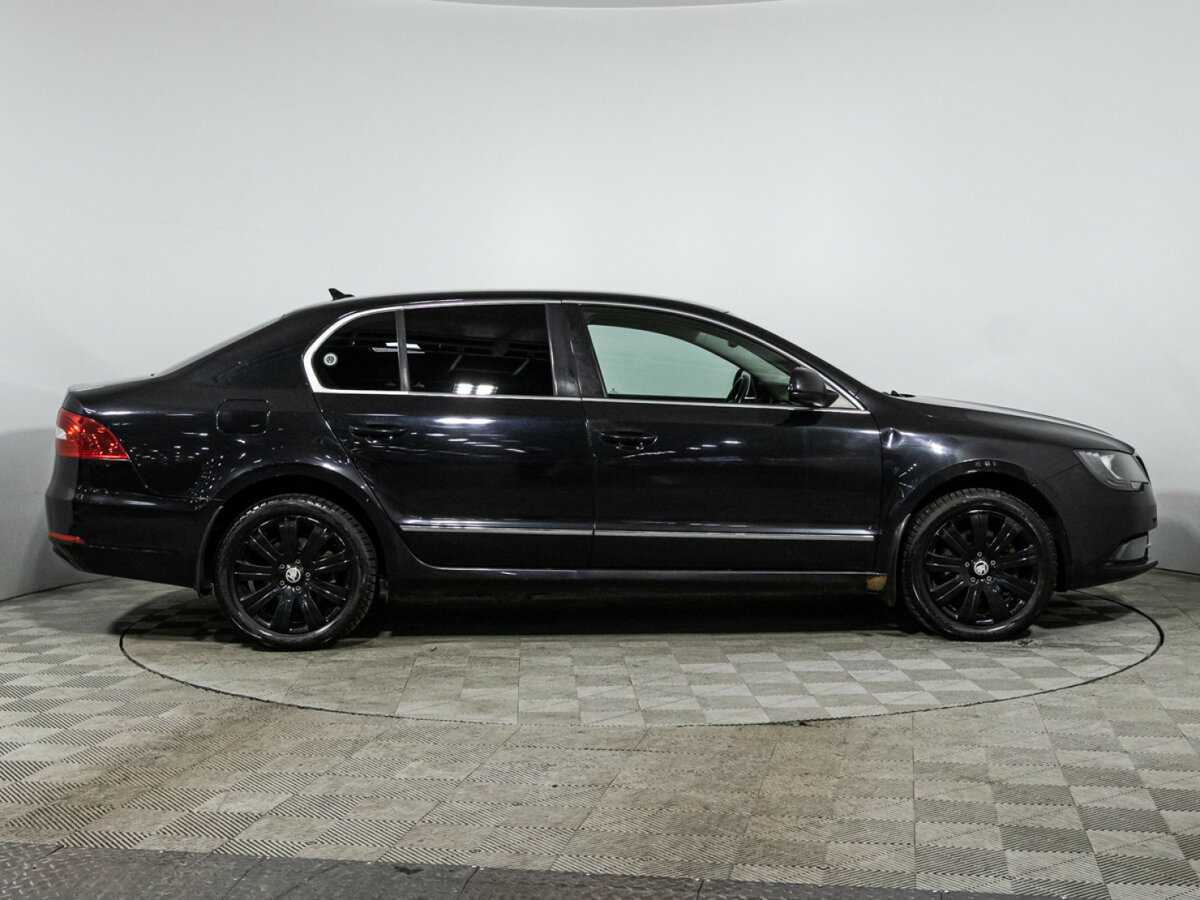 Купить Skoda Superb с пробегом. Фото: #3
