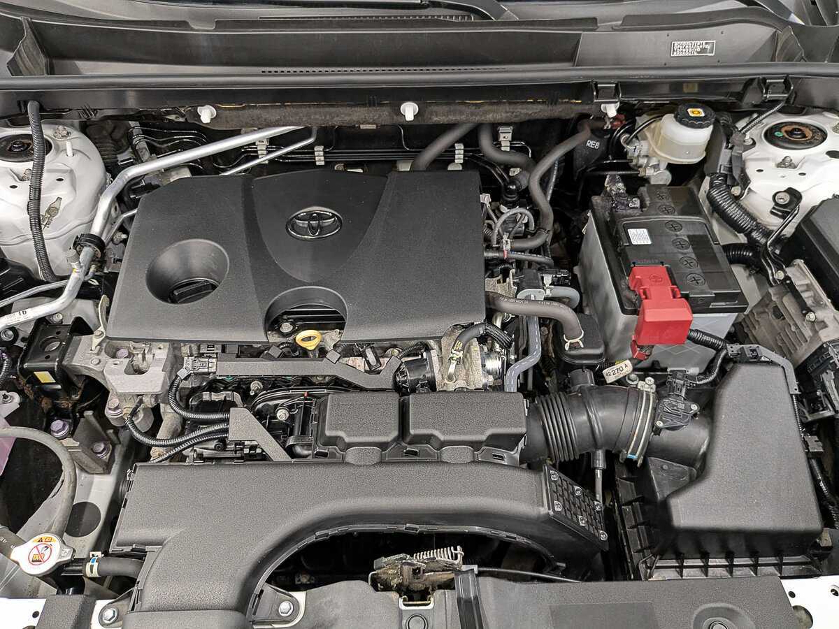 Купить Toyota RAV4 с пробегом. Фото: #8