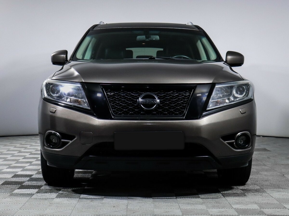 Купить Nissan Pathfinder с пробегом. Фото: #1
