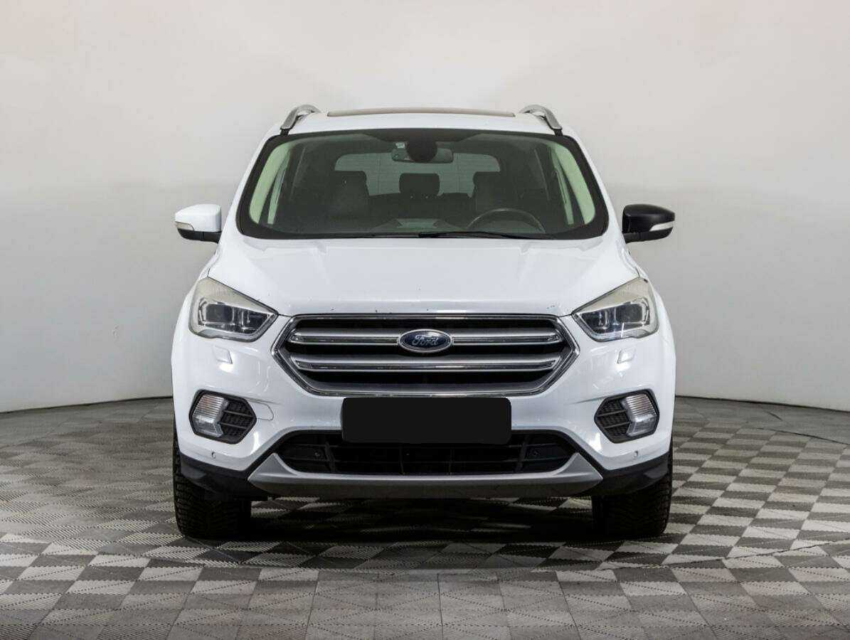 Купить Ford Kuga с пробегом. Фото: #1