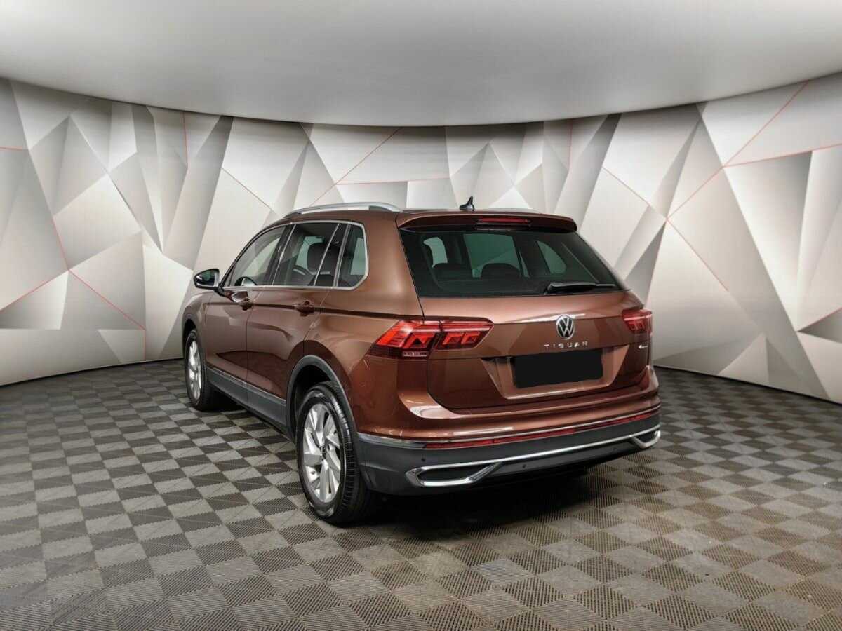Купить Volkswagen Tiguan с пробегом. Фото: #3