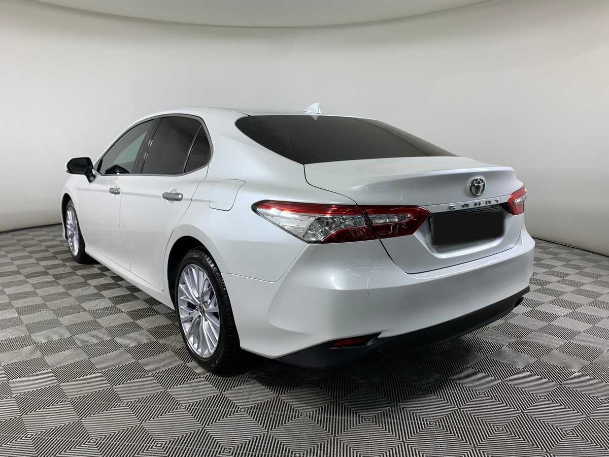 Купить Toyota Camry с пробегом. Фото: #6