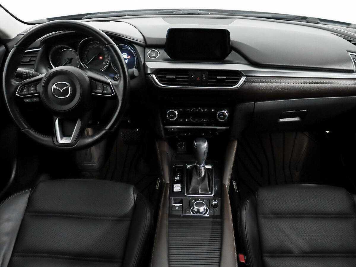 Купить Mazda 6 с пробегом. Фото: #13