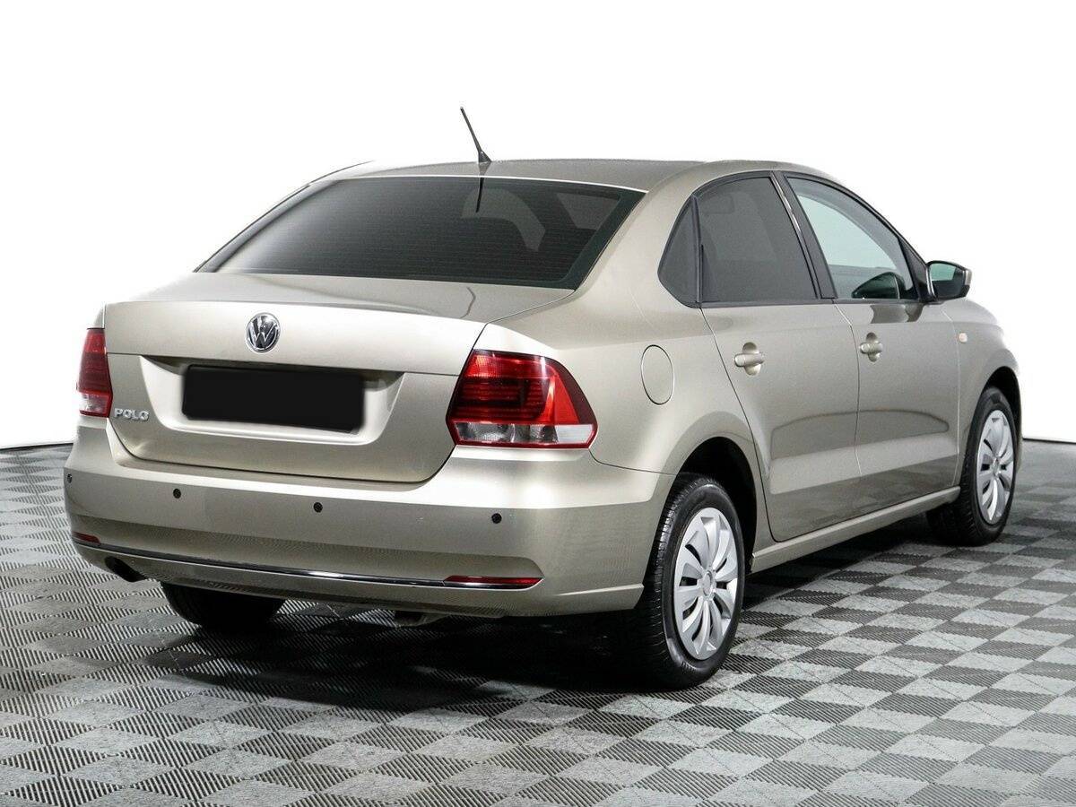 Купить Volkswagen Polo с пробегом. Фото: #4