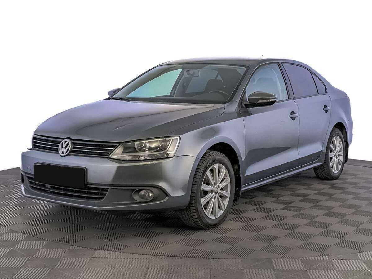 Купить Volkswagen Jetta с пробегом. Посмотреть фото
