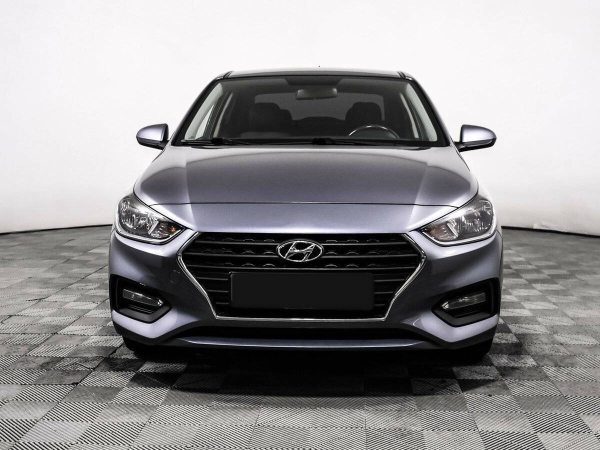 Купить Hyundai Solaris с пробегом. Фото: #1