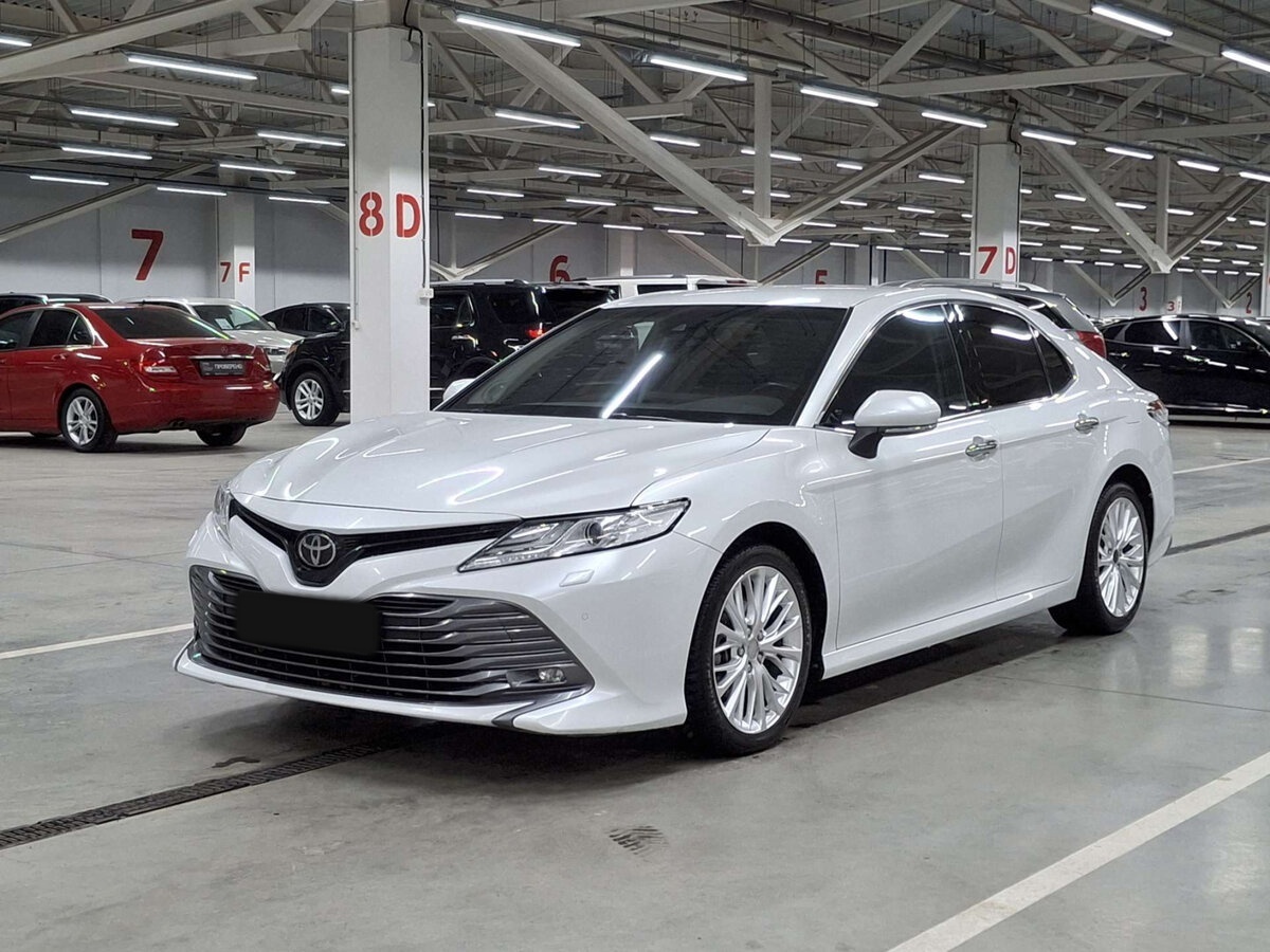 Купить Toyota Camry с пробегом. Фото: #0