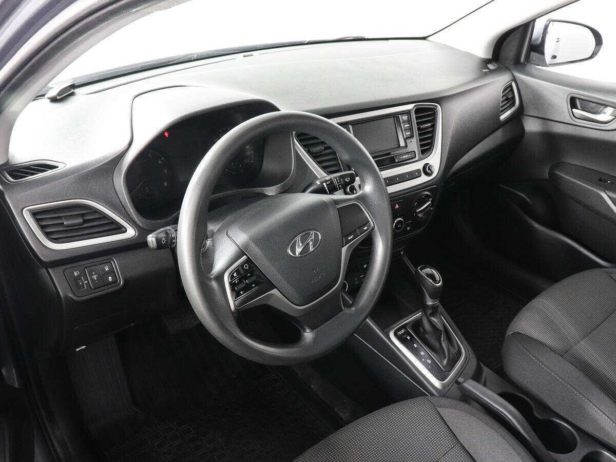 Купить Hyundai Solaris с пробегом. Фото: #8