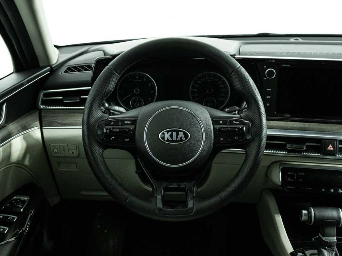 Купить Kia K5 с пробегом. Фото: #24