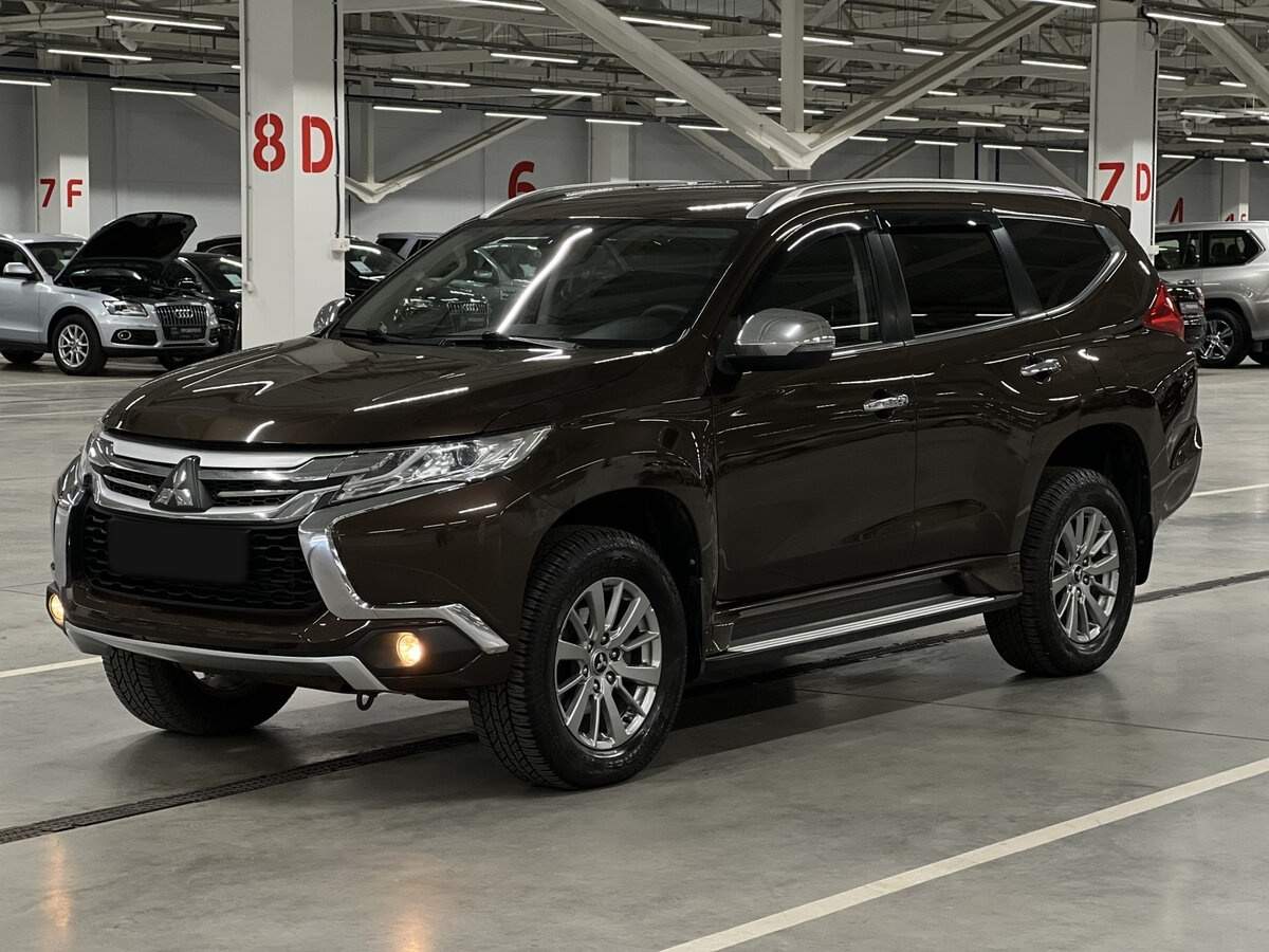 Купить Mitsubishi Pajero Sport с пробегом. Фото: #0