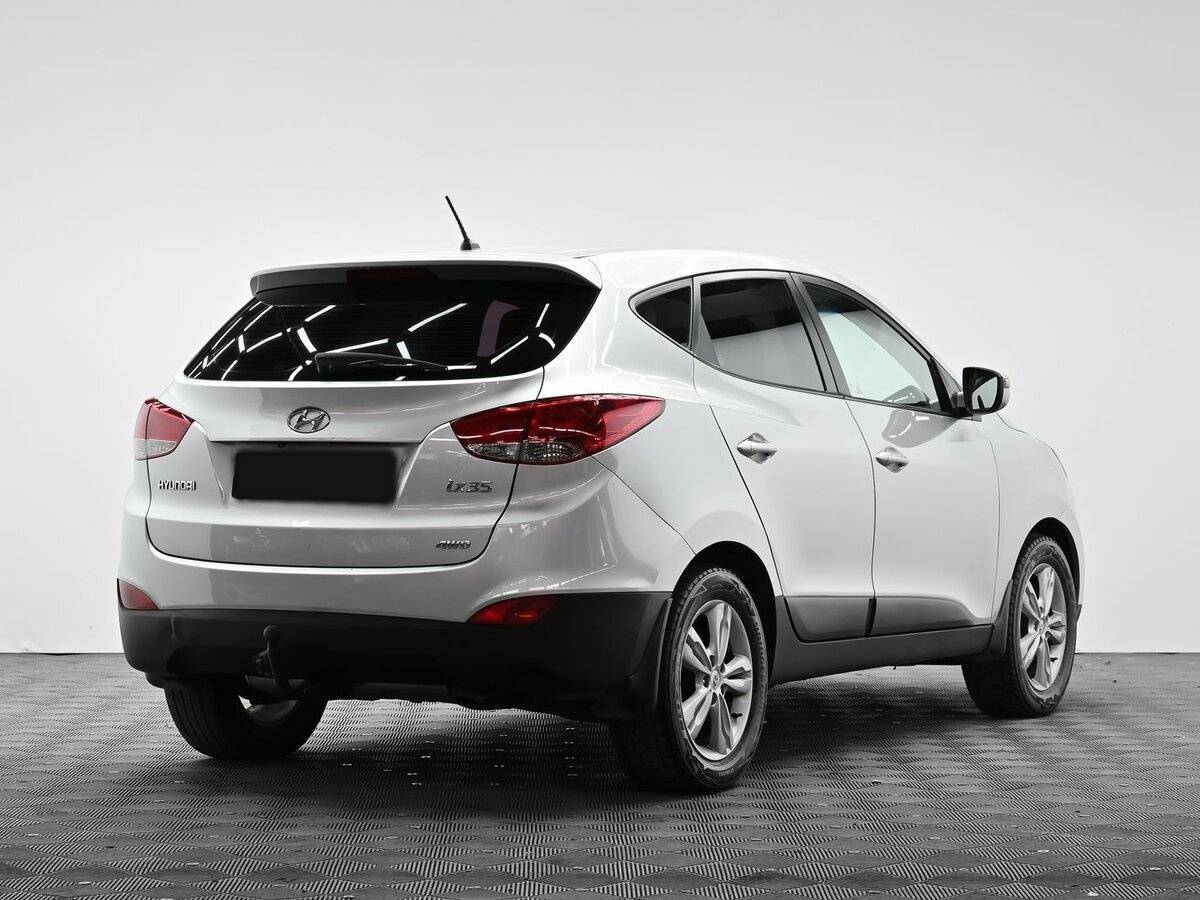 Купить Hyundai ix35 с пробегом. Фото: #3