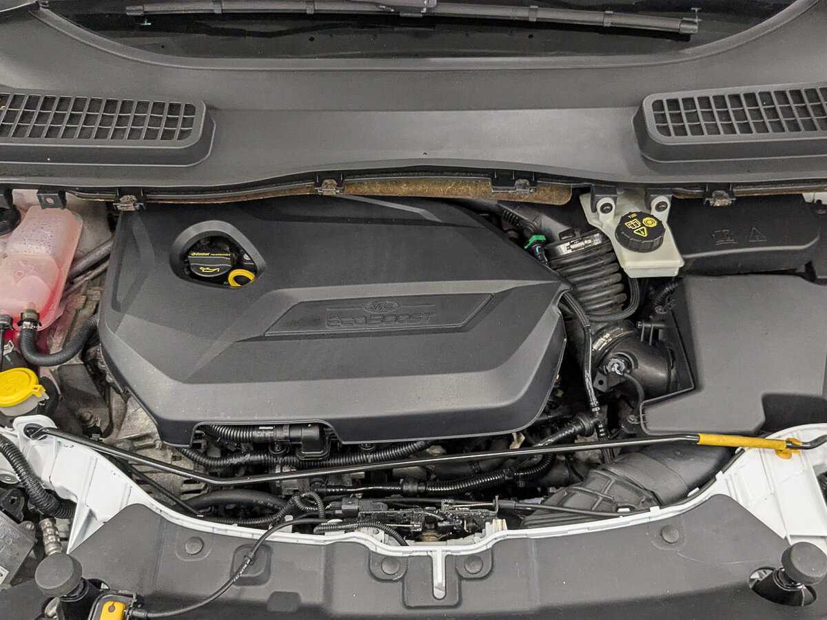 Купить Ford Kuga с пробегом. Фото: #8